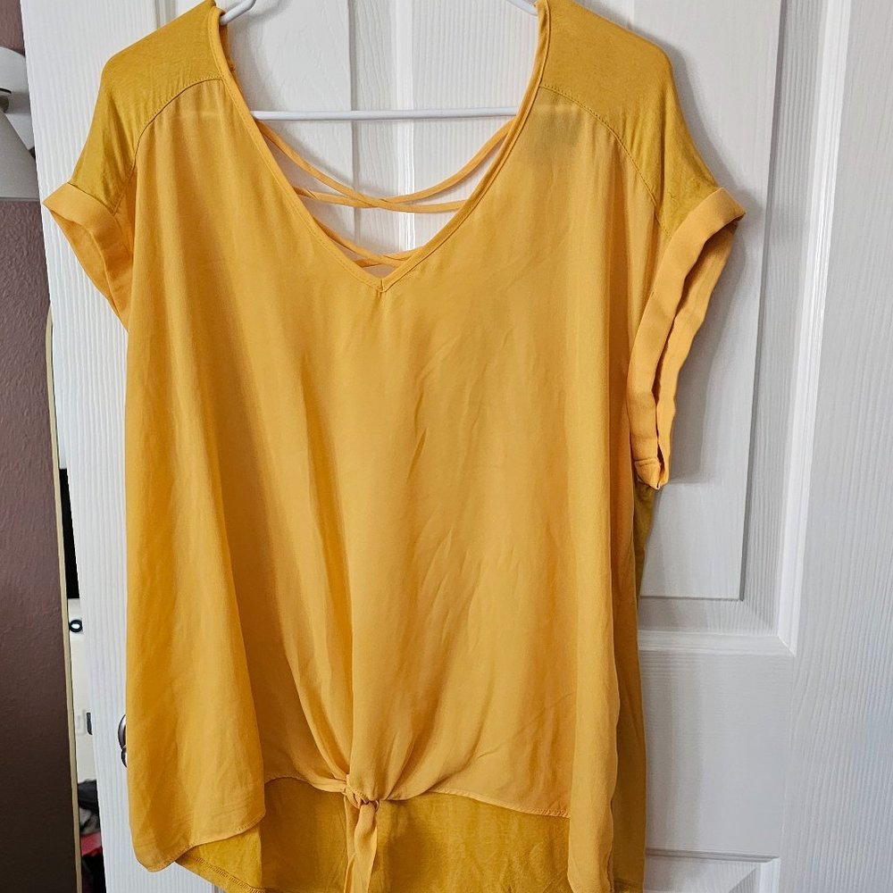 Tie Front Top
